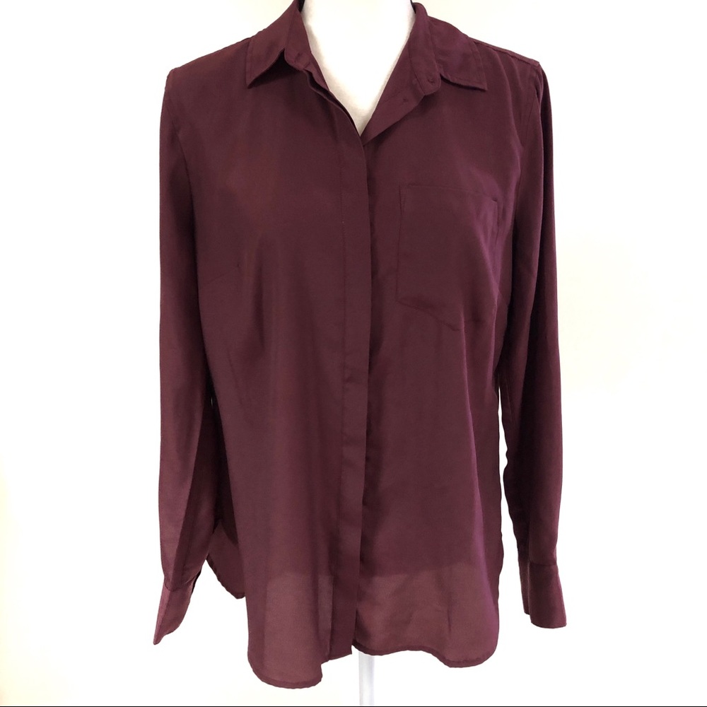 🌵J.Crew maroon medium button down shirt work
